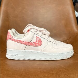 Paisley, Nike Air Force One
